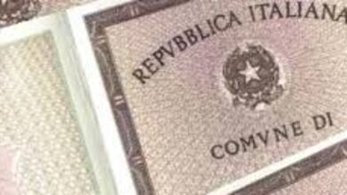 La Ue all'Italia: "I documenti d'identita' cartacei da sostituire entro due anni"