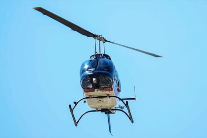 Sparatoria in Georgia, agenti e soccorsi intervengono a scuola: le immagini 5
