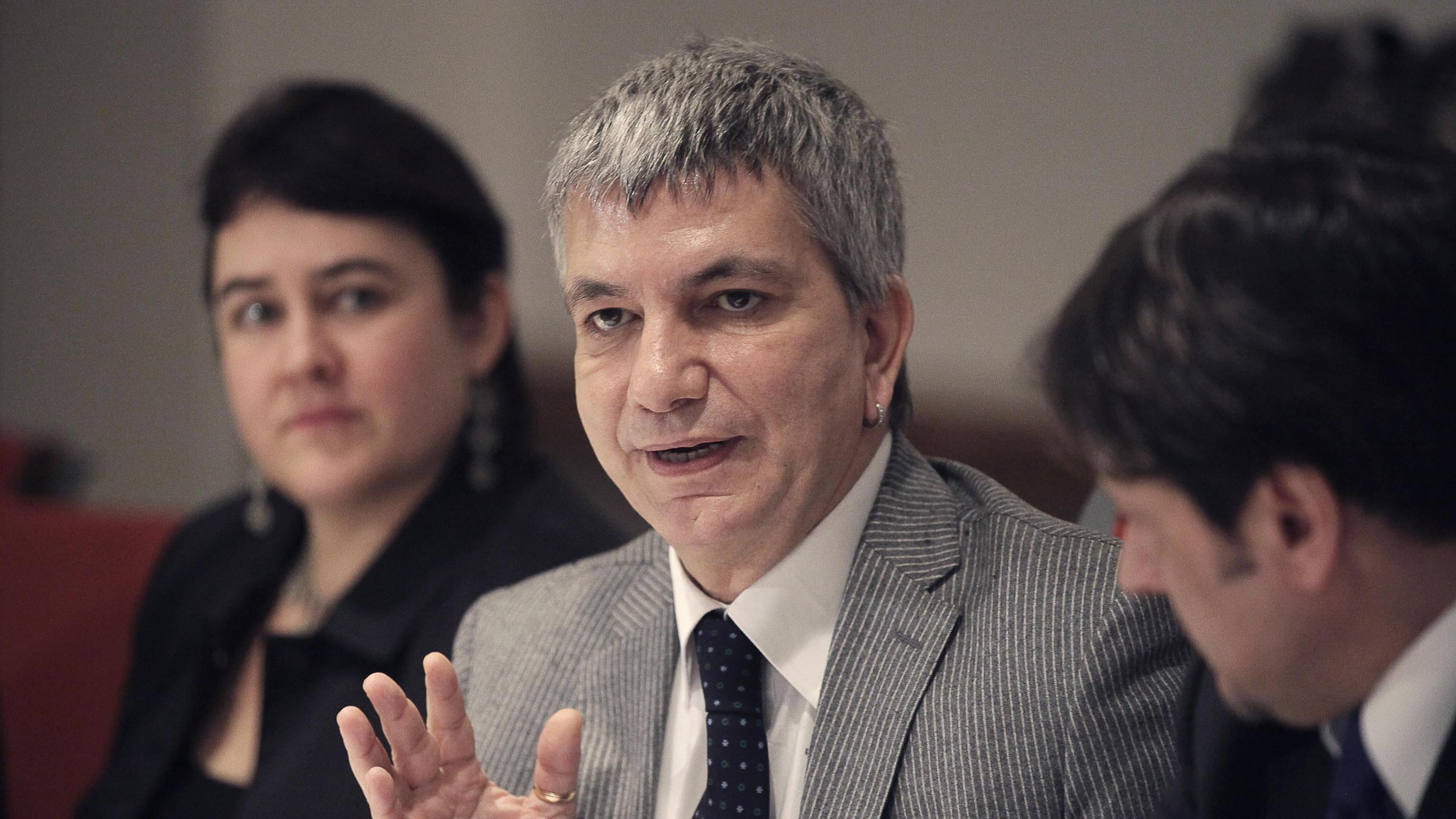 Vendola: "Io gay a Roma ho paura di uscire"