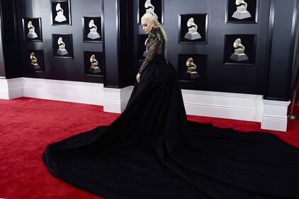 Lady Gaga sexy ai Grammy 2018 9