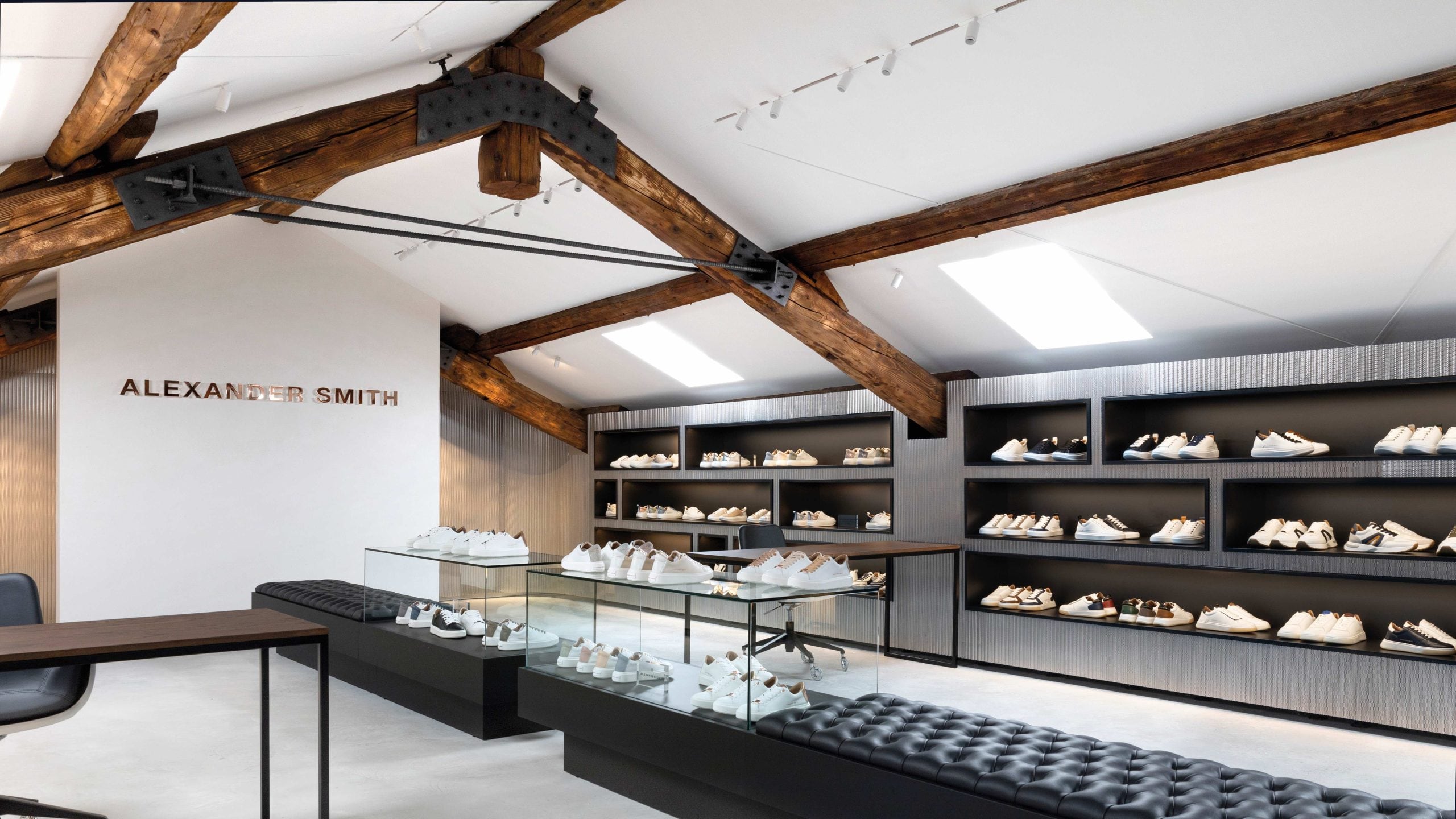 Il nuovo showroom milanese di Alexander Smith