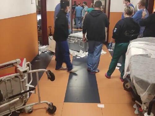 Donna muore in ospedale, i familiari distruggono il pronto soccorso