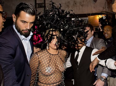 Lady Gaga: hot e con copricapezzoli d'argento a Londra 12