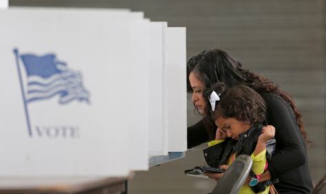 Gli Stati Uniti ai seggi tra voto elettronico e code 5