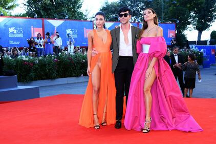 Dayane Mello e Giulia Salemi, spacco profondo a Venezia 8