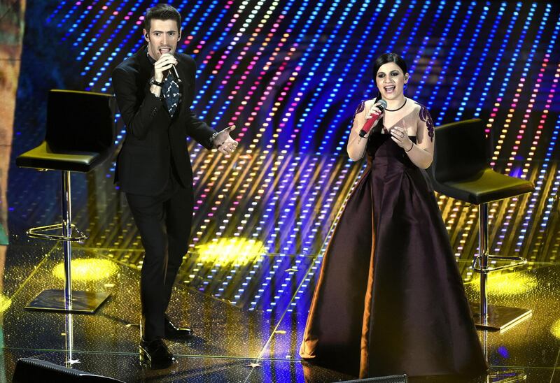 Sanremo 2016: gli abiti della prima serata 88