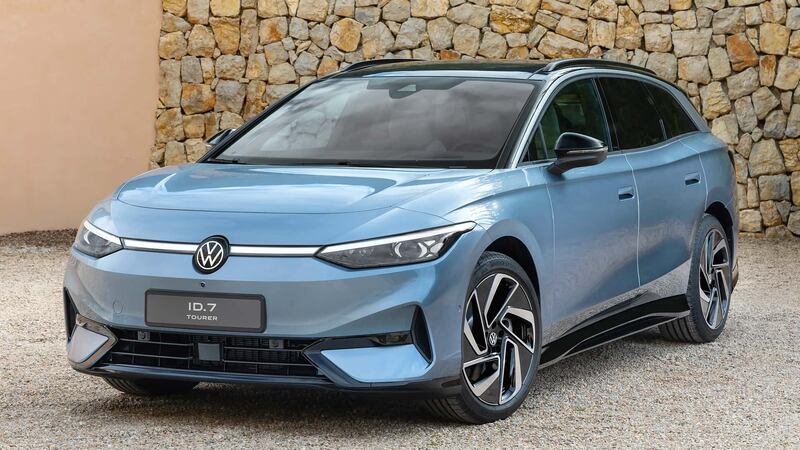 Nuova Volkswagen ID.7 Tourer, guarda tutte le foto 13