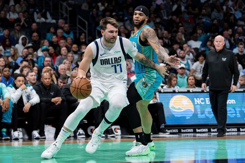 Doncic Mavericks Hornets