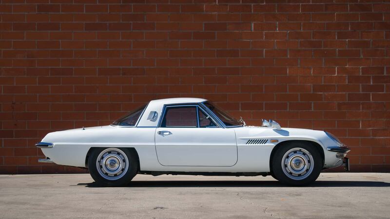 Mazda Cosmo Sport, guarda 8
