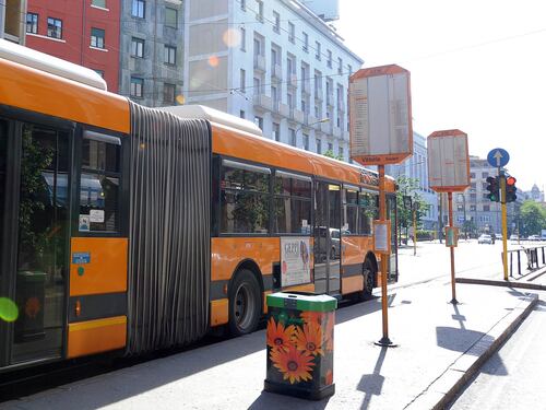 Roma, uomo accoltellato alla gola sul bus: fermato marocchino