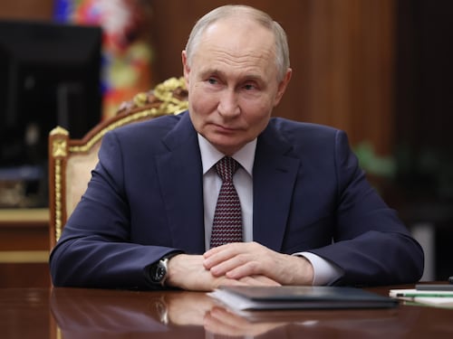Putin: "Pronti ad accordi con gli Usa per terre rare nei territori russi del Donbass"