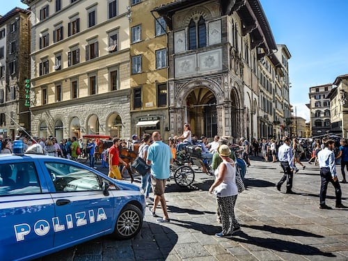 Consegnava la cocaina a domicilio: arrestato trentanovenne italiano