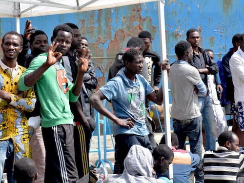 Minacce, botte e aggressioni: quei migranti fuori controllo