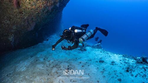 Maldive, le foto della grotta dove sono morti i sub italiani 2