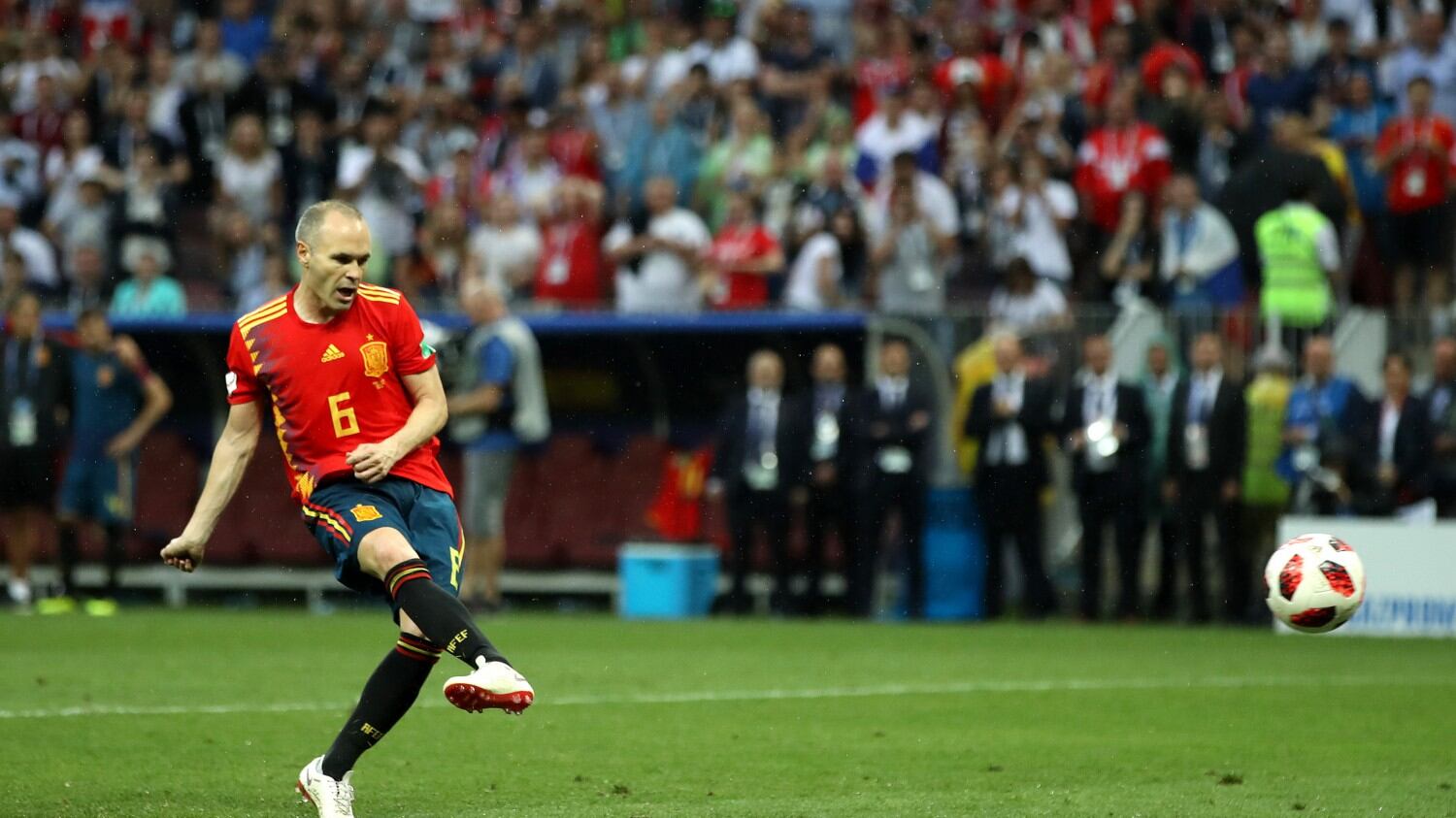 Iniesta dice addio alla nazionale spagnola
