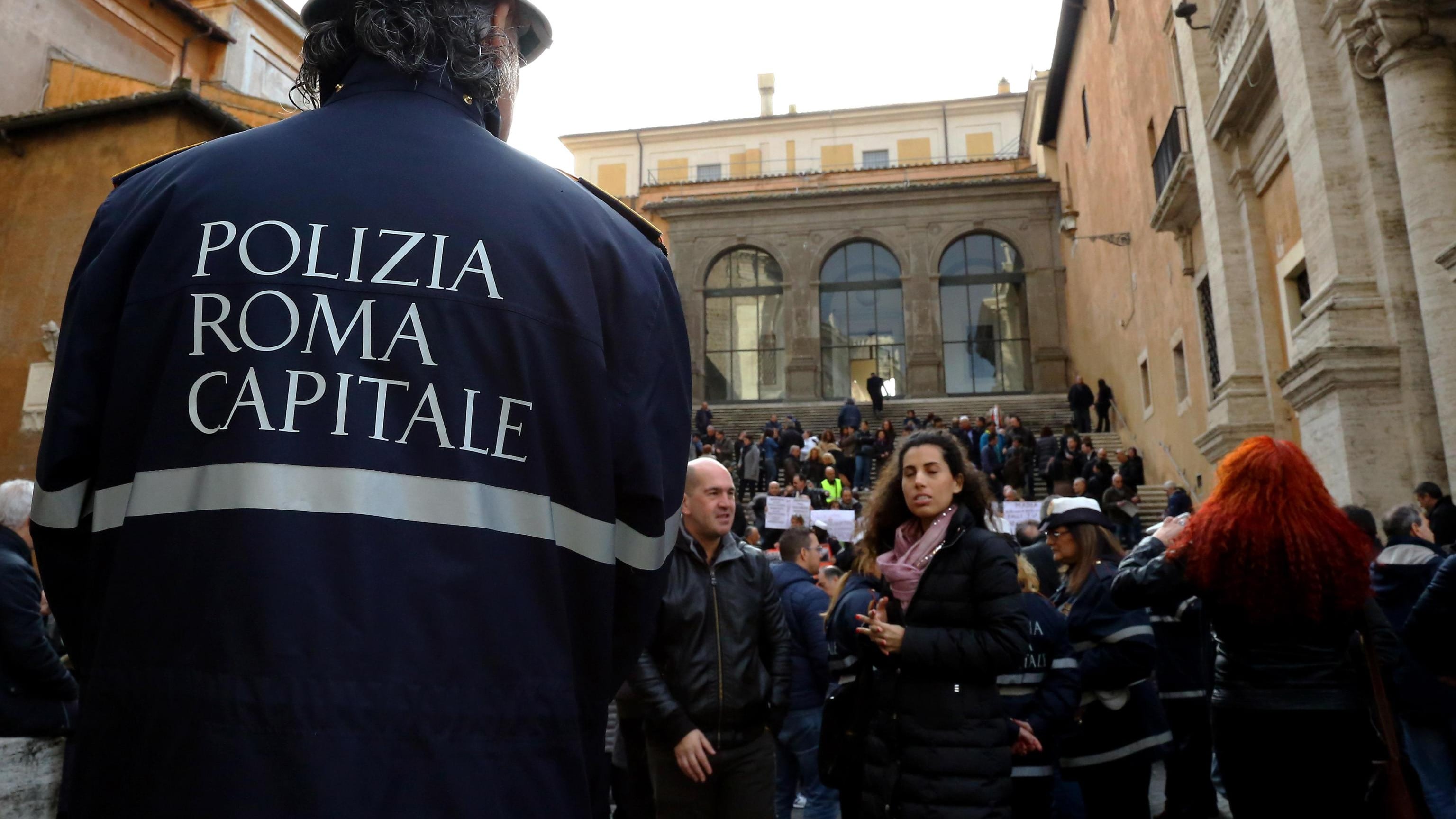 Tra malattie "mirate" e sindacati il 12% dei vigili di Roma evita ogni giorno di lavorare