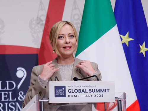 Giorgia Meloni, i dati del turismo record: "Italia primo Paese più visitato"