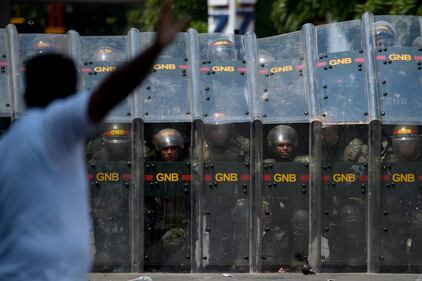 Scontri  al confine fra Venezuela e Colombia 7