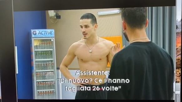 Valentin sotto accusa per le offese omofobe a Javier: "Sembri un gay"