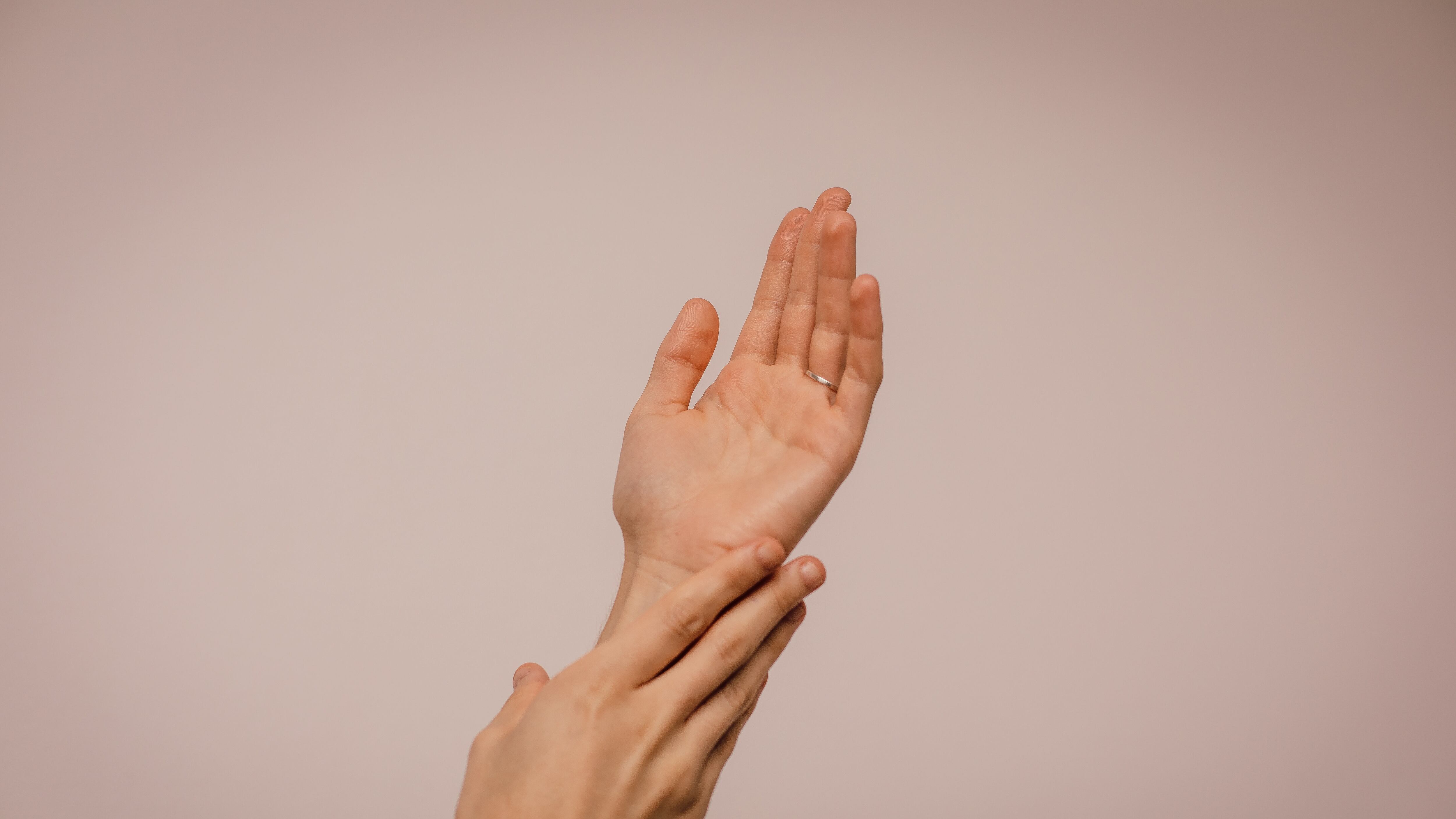 Dermatite da contatto, i rimedi naturali efficaci