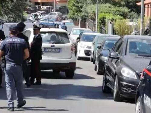Tragedia a Roma: uccide la moglie, ferisce il figlio e si suicida
