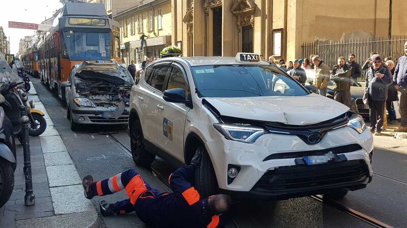 Tamponamento in corso San Gottardo 3