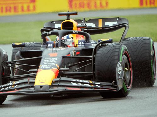 Pole Verstappen. E Leclerc per la seconda volta di fila fuori in Q2