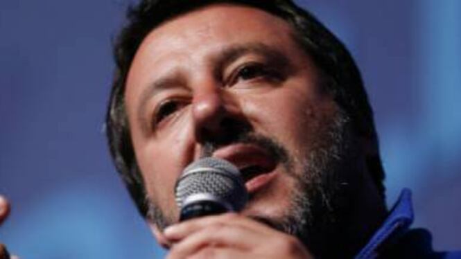 Rai, il piano di Salvini: tagli a maxi stipendi, produzioni esterne e "guerra" agli agenti