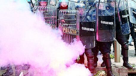 Battesimo da incubo: proteste, cortei e scioperi