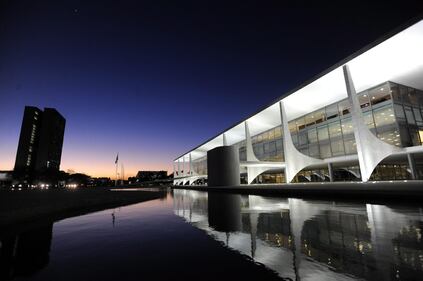 Le "visioni" di Niemeyer 7