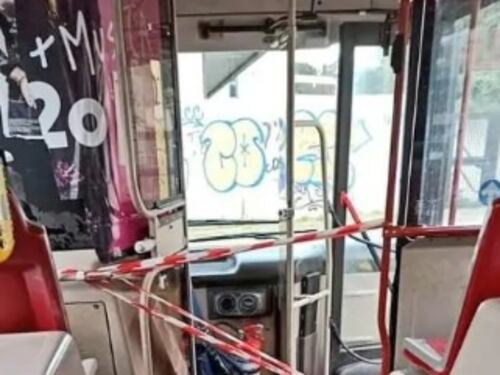 Coronavirus, autisti Atac installano transenne fai da te sui bus