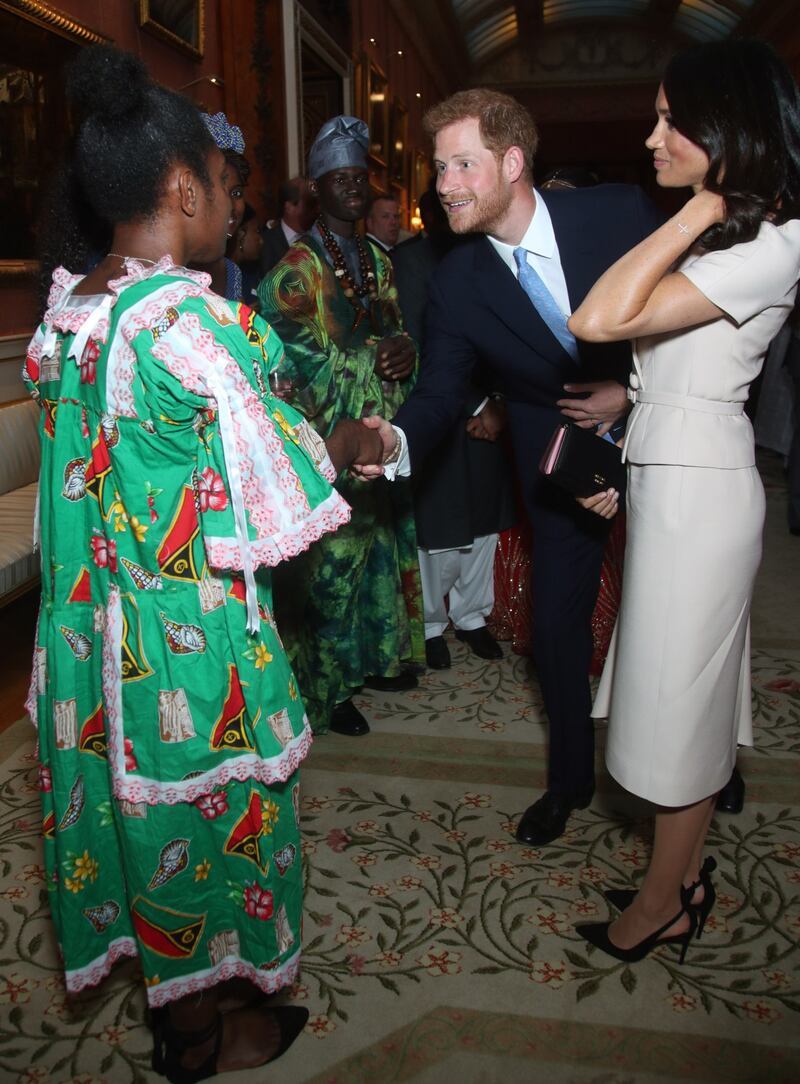 Meghan Markle elegante tra i futuri leader 2