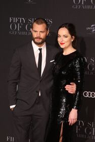 Dakota Johnson hot, sexy per "50 Sfumature di Nero" 60