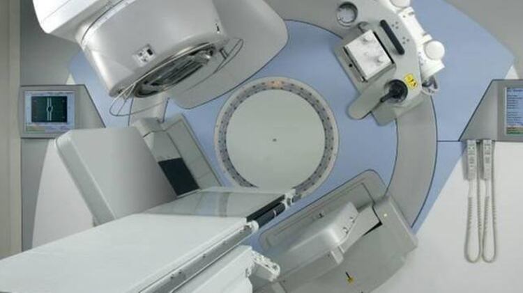 Radioterapia guasta in un ospedale genovese. Pazienti dirottati su Savona