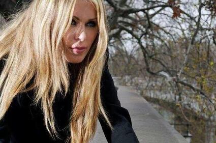Roberta Bruzzone brinda al divorzio con l'ex marito 4