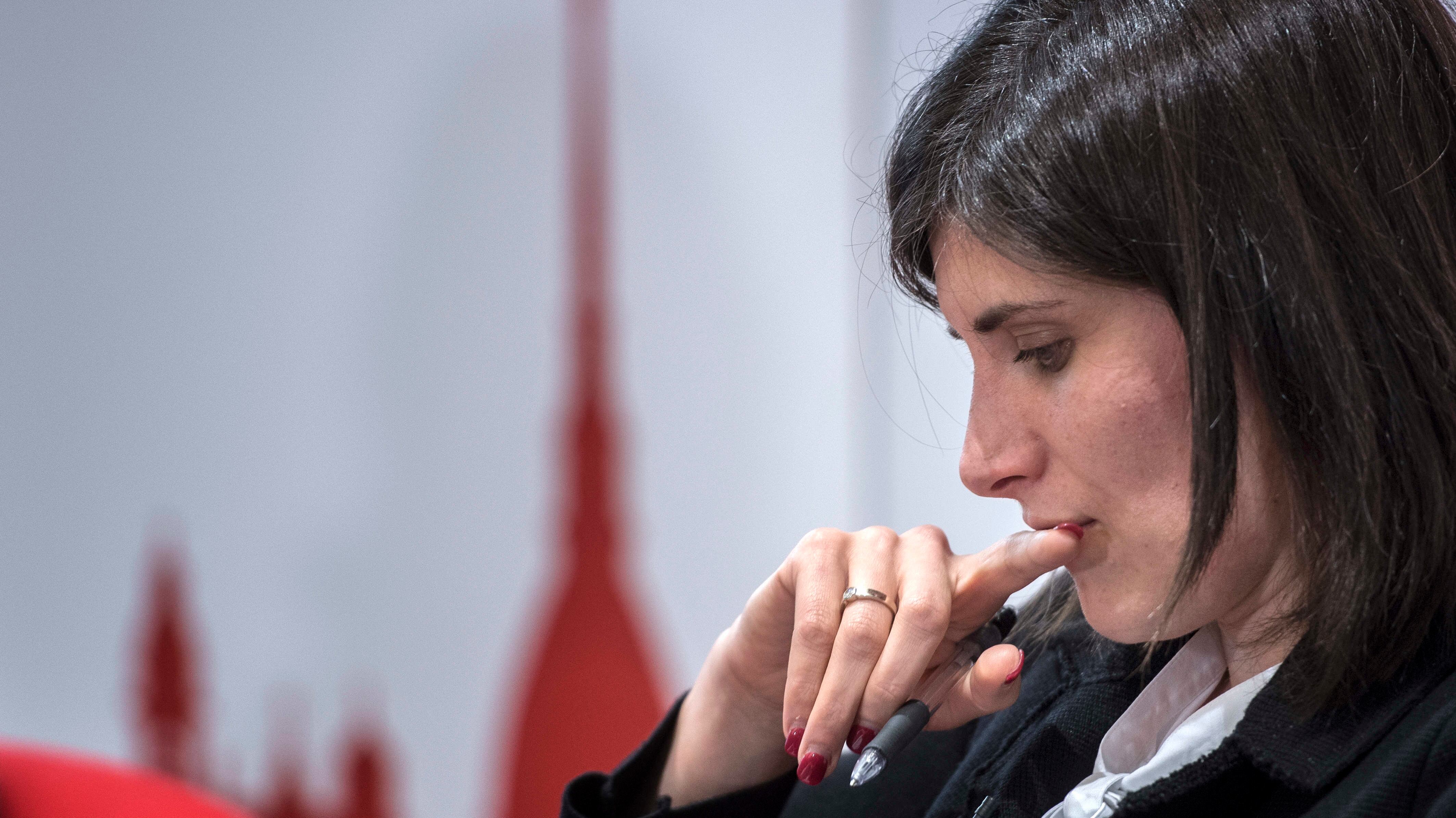 Bufera a Torino, sindaco Appendino revoca le deleghe al vice Montanari