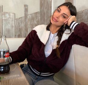 Cristina Buccino sexy in barca 8