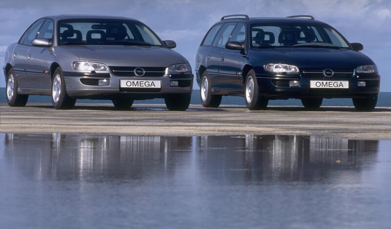 Opel Omega, guarda tutte le foto 2