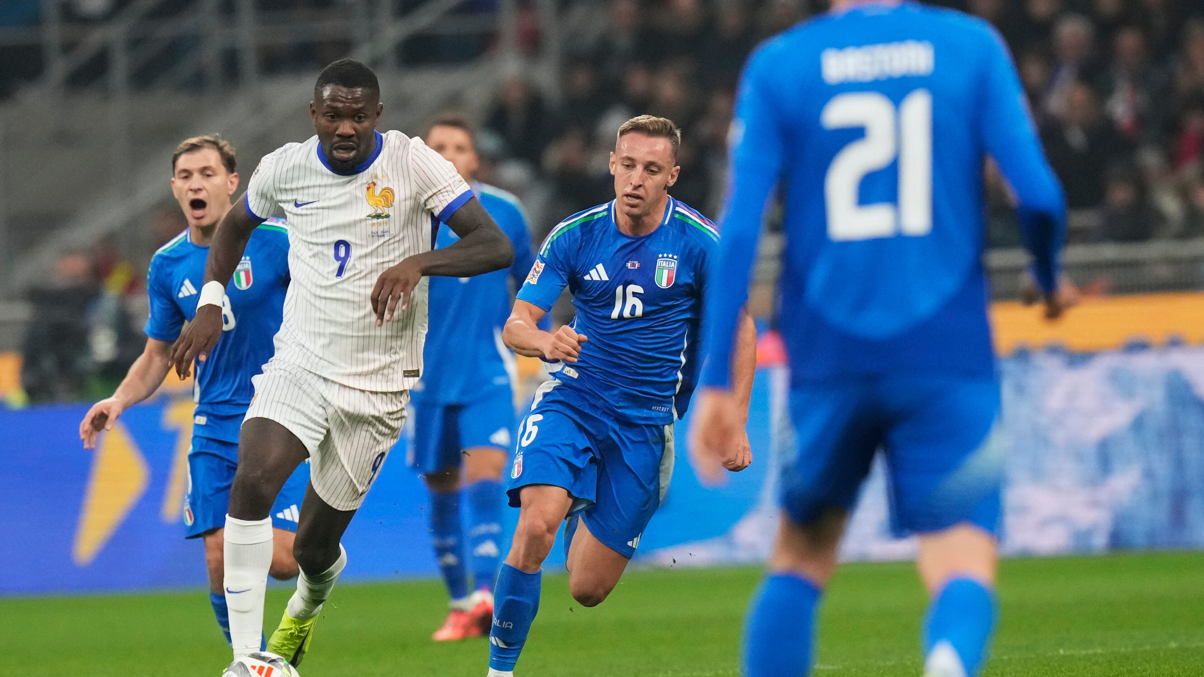 Peggio del ko quei fischi all'Inno francese