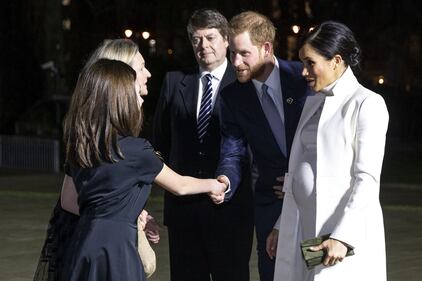 Meghan Markle chic in bianco: foto 4