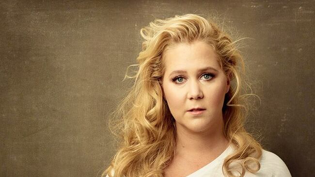 Amy Schumer: "La mia vagina è in fiamme"