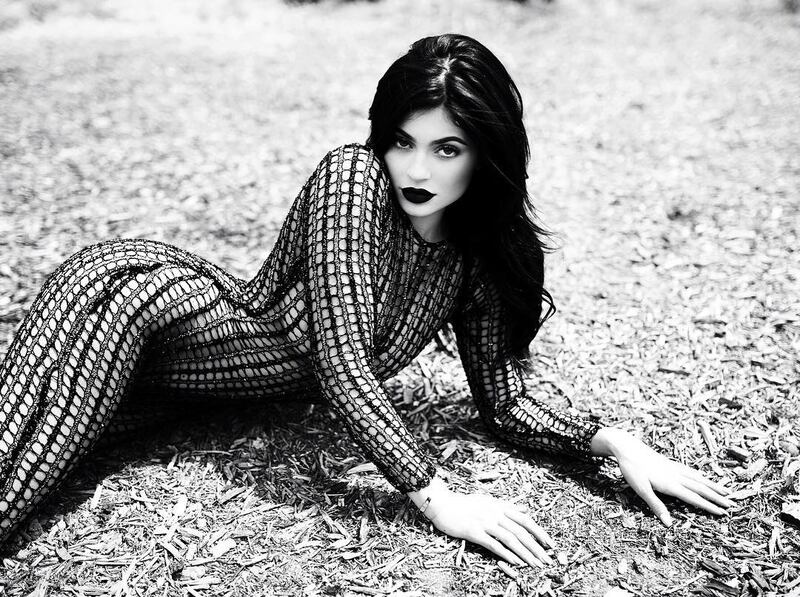Kylie Jenner: le foto in costume da bagno della sorella di Kim Kardashian 7