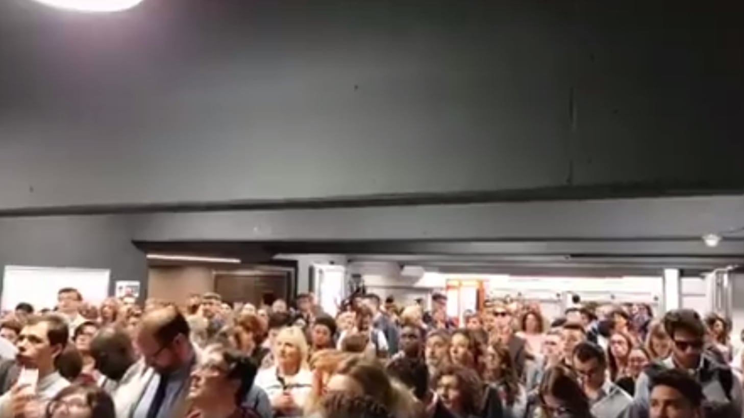 Turista borseggiata a Roma: quattro rom segnalate e linea sospesa