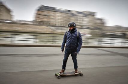 Sciopero in tutta la Francia contro la riforma delle pensioni nel programma di Macron 7