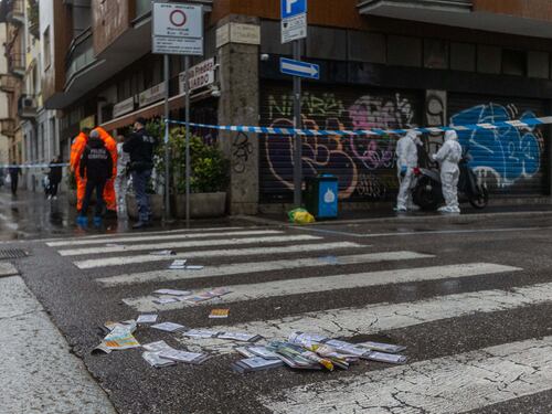 Tenta di rubare i Gratta e vinci. Il barista lo uccide a forbiciate