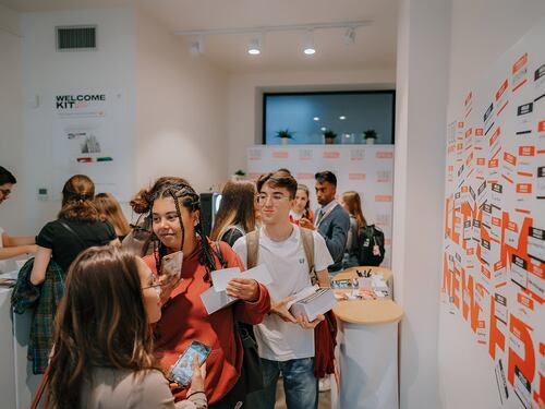Sconti, eventi e amicizie: per gli studenti fuorisede arriva il "welcome kit"