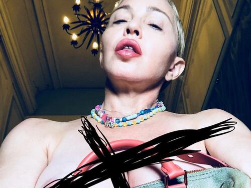 Madonna choc sui social: le immagini