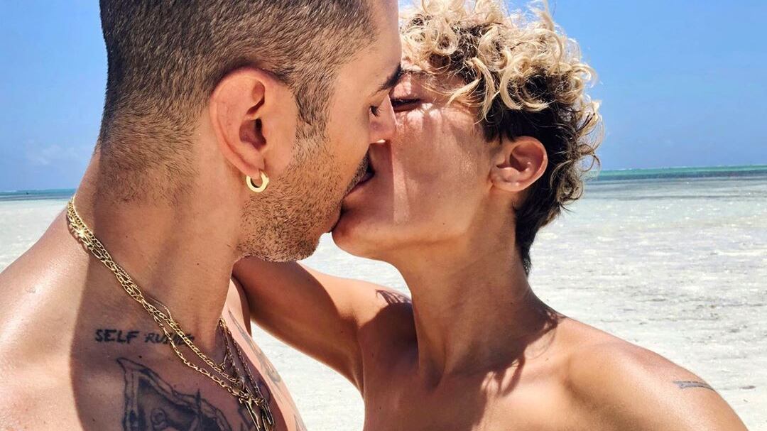 Elodie e Marracash fanno sul serio: arriva il bacio su Instagram