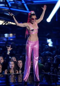 MTV VMA 2015, il trionfo di Taylor Swift e Miley Cyrus 22