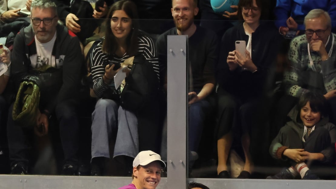 Chi è Mark, il fratello adottivo di Jannik Sinner: "Con lui ho provato a giocare a tennis, ma è impossibile"